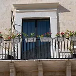 Bed & Breakfast Palazzo Petta Charming & Rooftop 4*