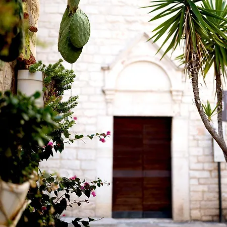Palazzo Petta Charming & Rooftop Trani