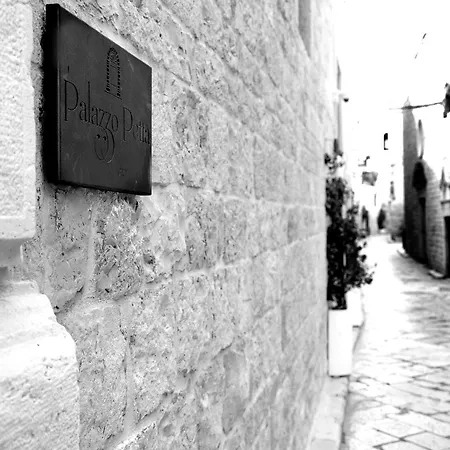 Palazzo Petta Charming & Rooftop 4* Trani